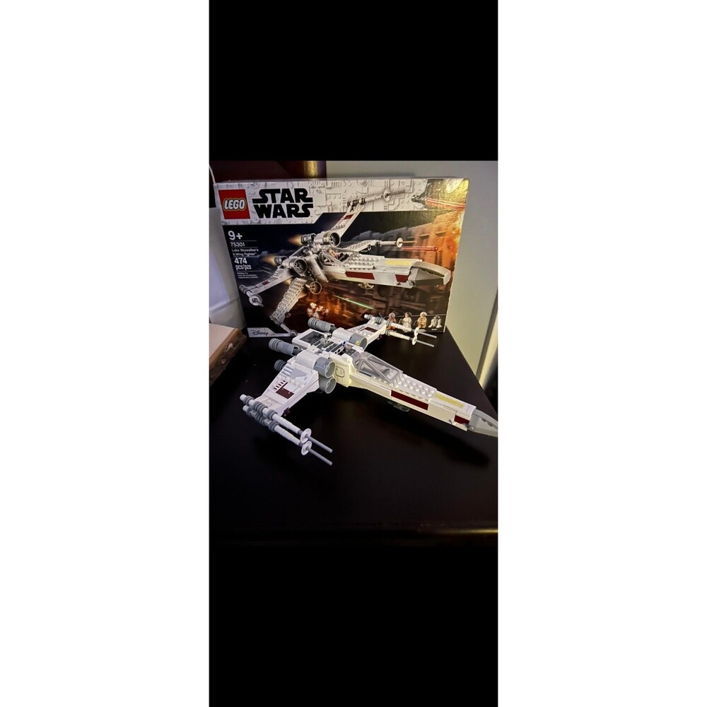LEGO - Picture 3 of 5